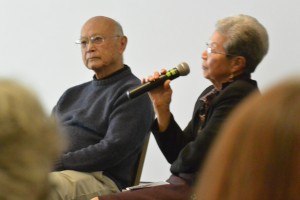 Min Mochizuki (left) and Rose Tanaka shared their memories of years spent in internment camps at Mile High JACL's Day of Remembrance event. Photo by Gil Asakawa