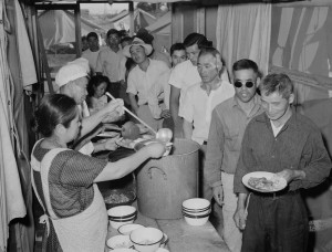 The cooperative mess hall of the farm labor camp near Nyssa Oregon. Library of Congress