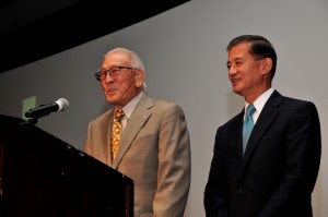 Lawson Sakai, 442nd RCT veteran (left), thanks Secretary Eric Shinseki on behalf of Nisei veterans. 